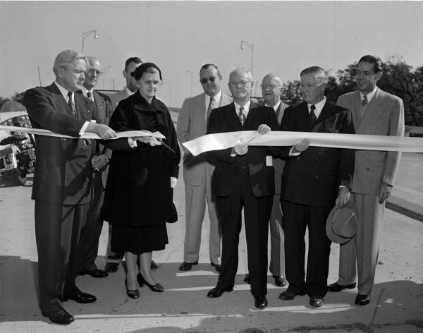 mathew_bridge_Ribbon_cutting